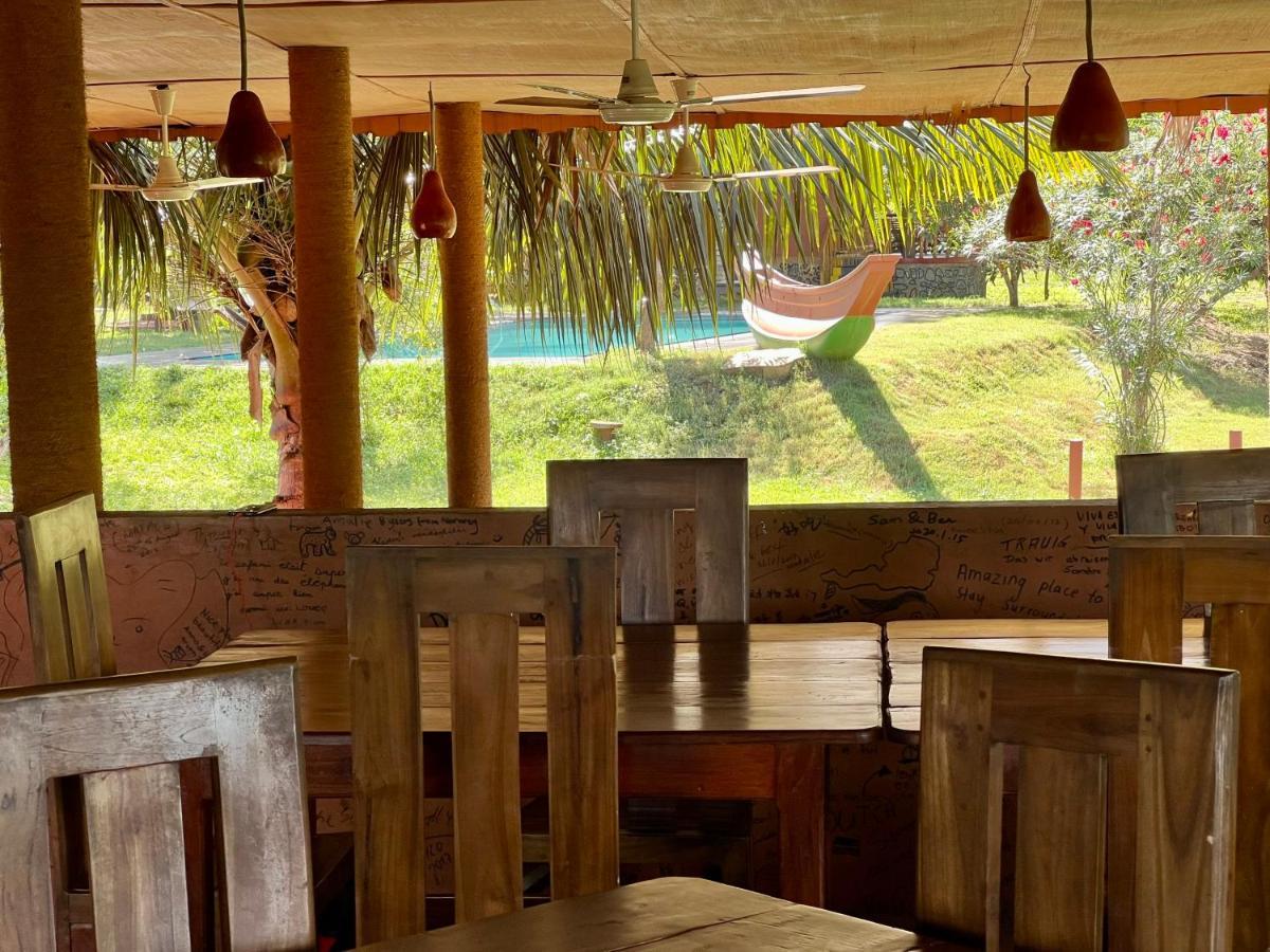 Yala Peace Cottages ทิซซามาฮารามา ภายนอก รูปภาพ