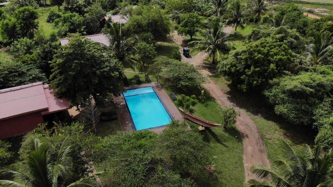 Yala Peace Cottages ทิซซามาฮารามา ภายนอก รูปภาพ