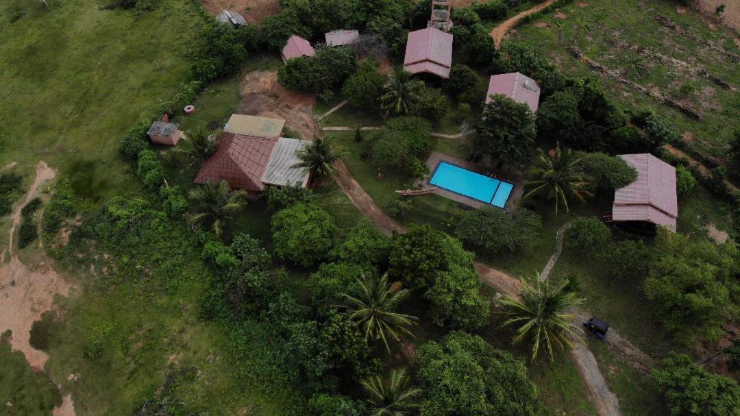Yala Peace Cottages ทิซซามาฮารามา ภายนอก รูปภาพ