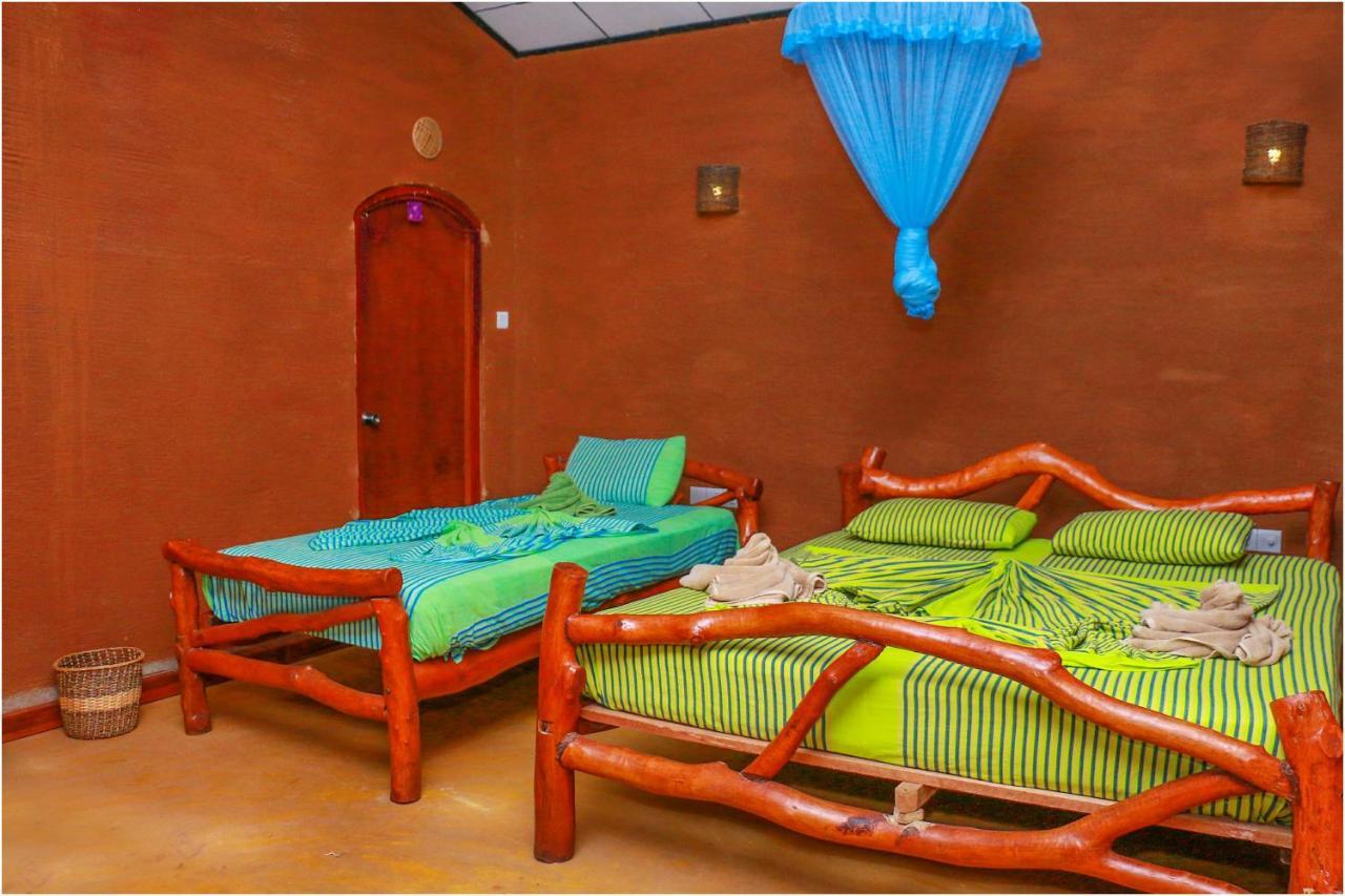 Yala Peace Cottages ทิซซามาฮารามา ภายนอก รูปภาพ