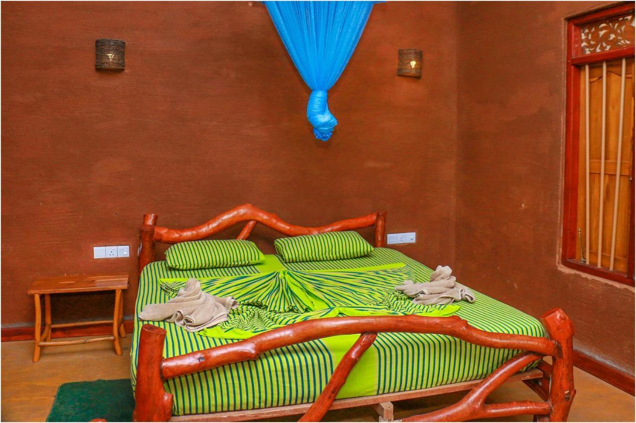Yala Peace Cottages ทิซซามาฮารามา ภายนอก รูปภาพ